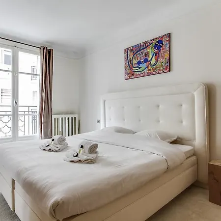 شقة Spacious Flat Near Arc De Triomphe باريس